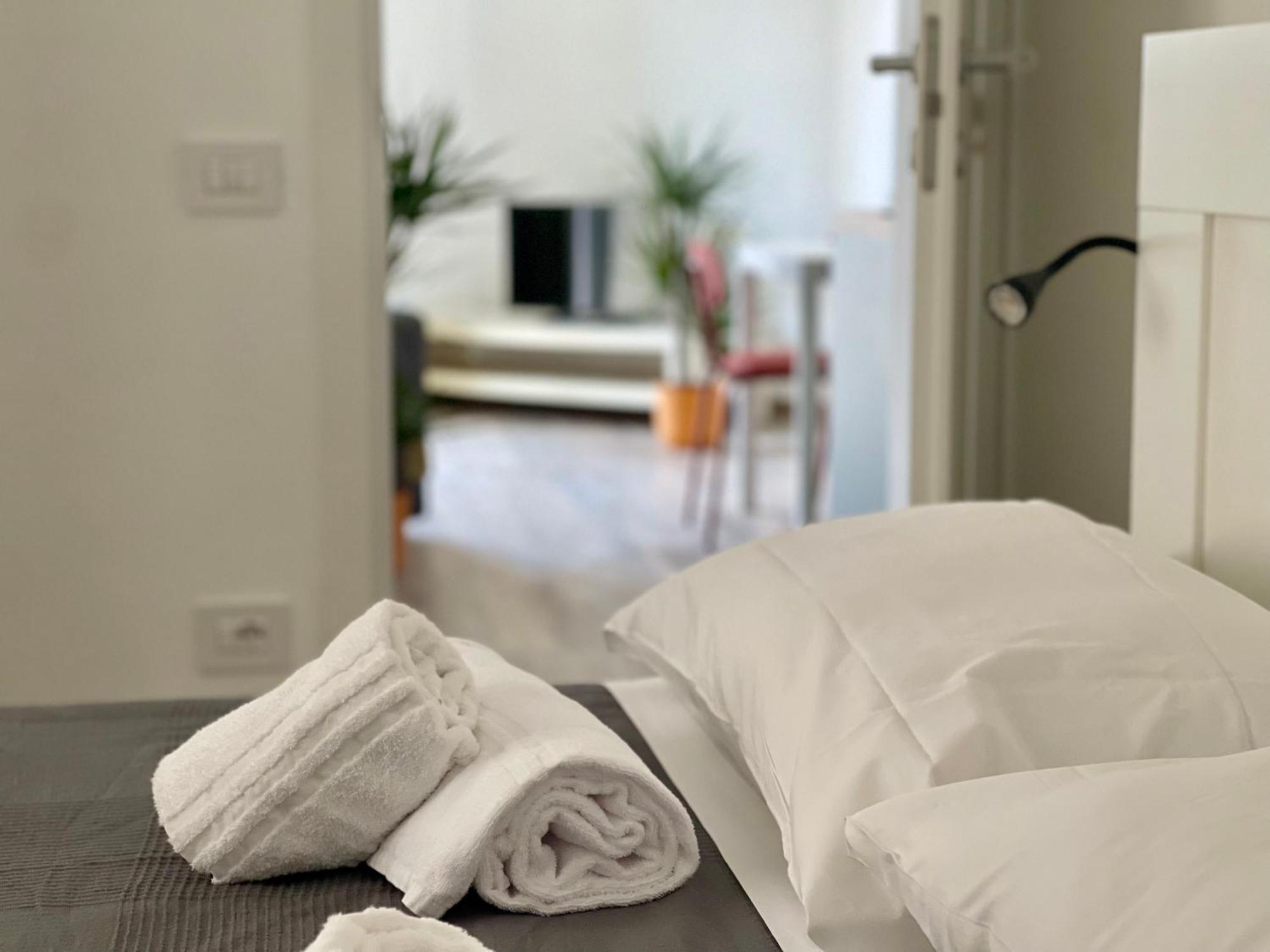 Apartment Zina - - 10 Min From Centre And Airport *